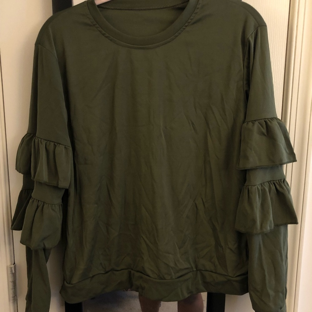 Green two piece pants set